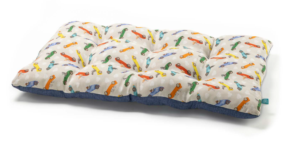 LEO PET COJIN "BOMBER" FUNNY CARS 40X60 CM