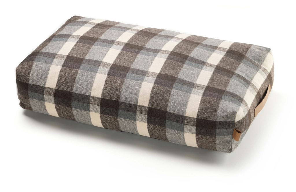 LEO PET COJÍN LADRILLO TARTÁN BEIGE 60X100X15 CM