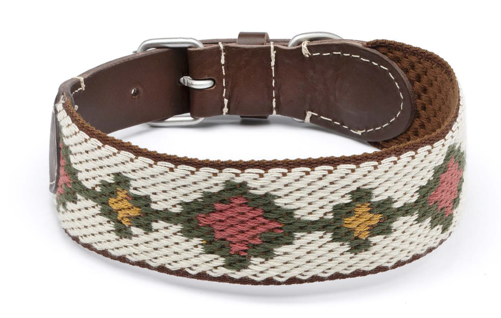 LEO PET COLLAR DE CINTA FANTASIA CON BASE BLANCA 55x4CM